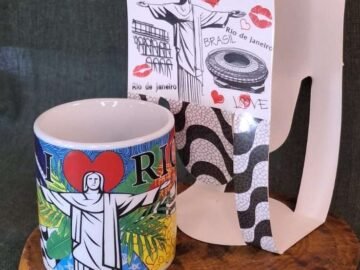 xícara pequena estampa Brasil, calçadão de copacabana, I love rio, cristo