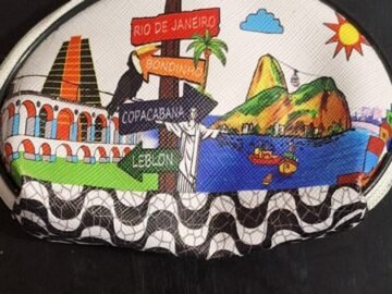 Necesserie pequena placas